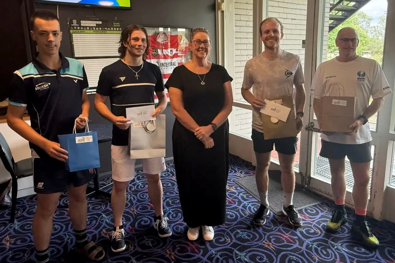 Fullick claims Forbes Open title