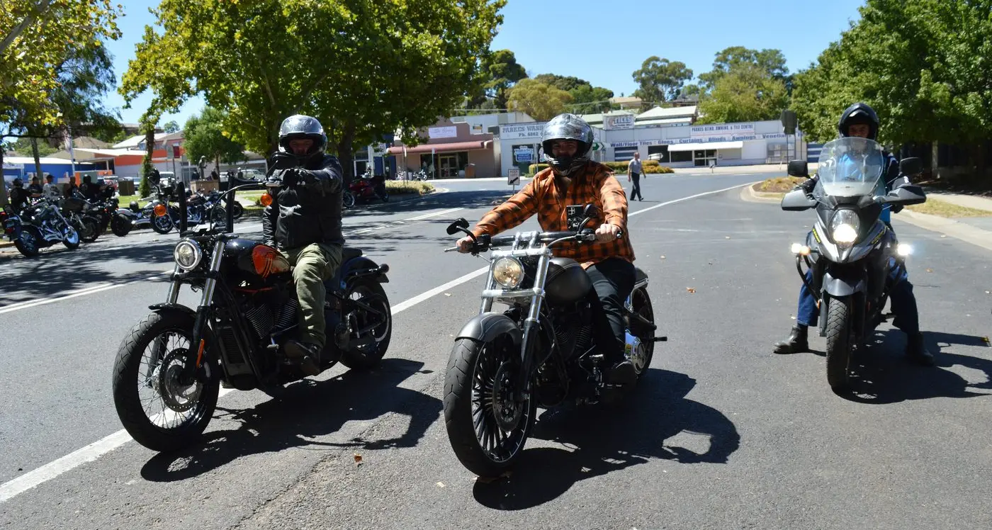 Poker run roars into Eugowra bringing thousands of dollars to region