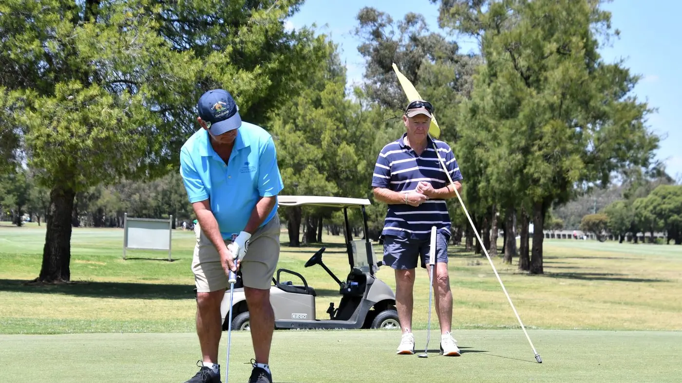 Vets golfers dominate Lachlan monthly comp