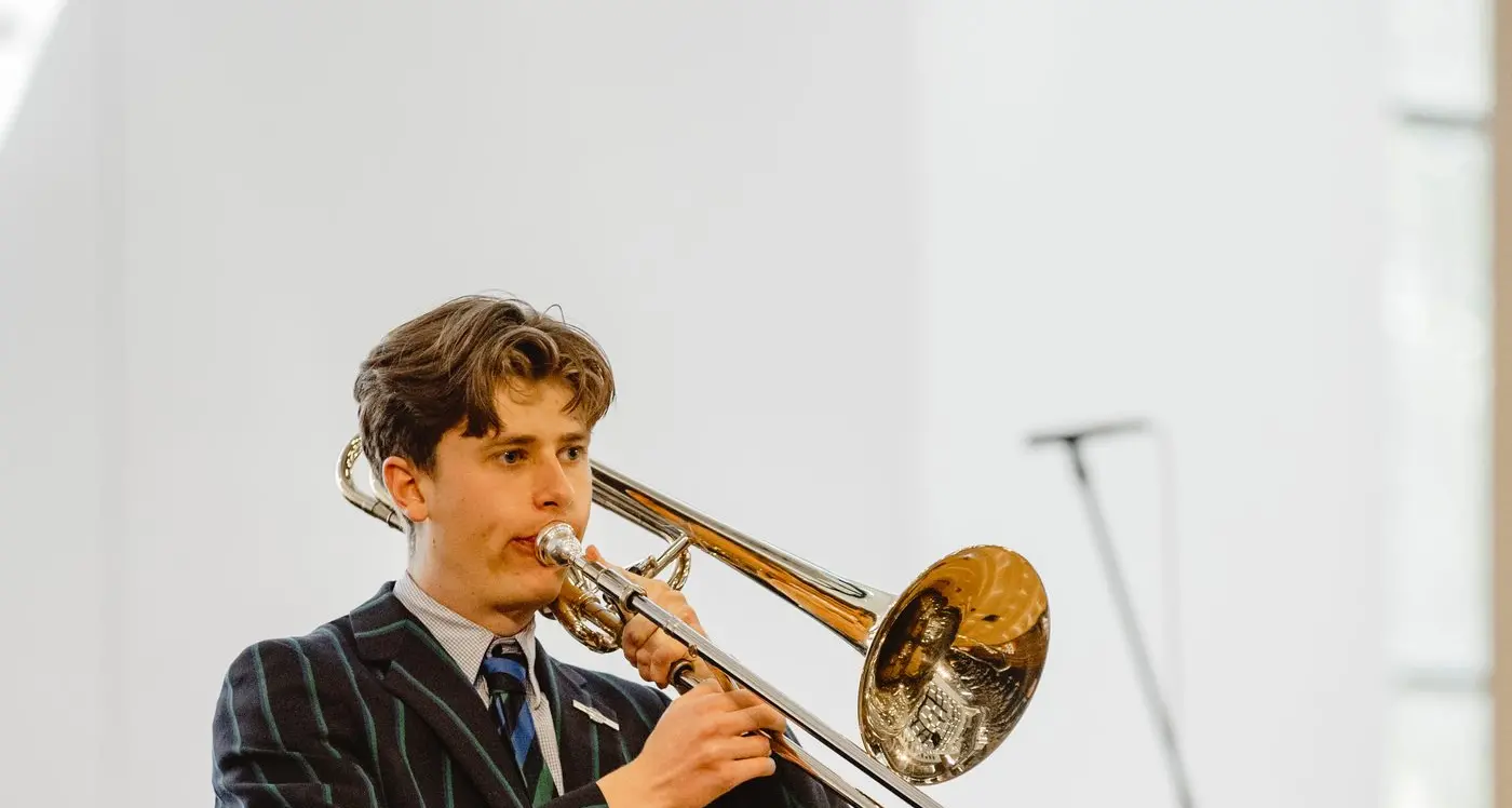 Alex awarded scholarship to study aeronautical engineering