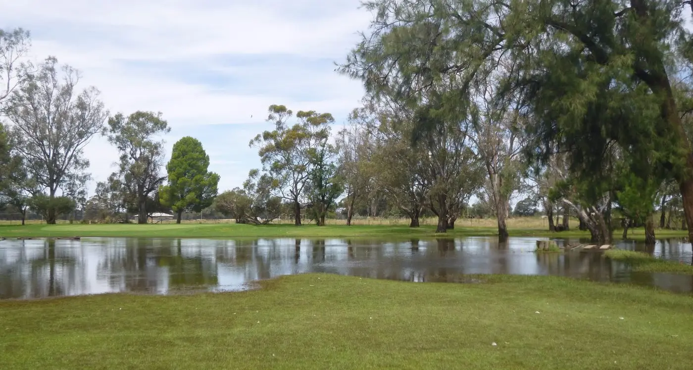 Fairways sodden, golf rained out