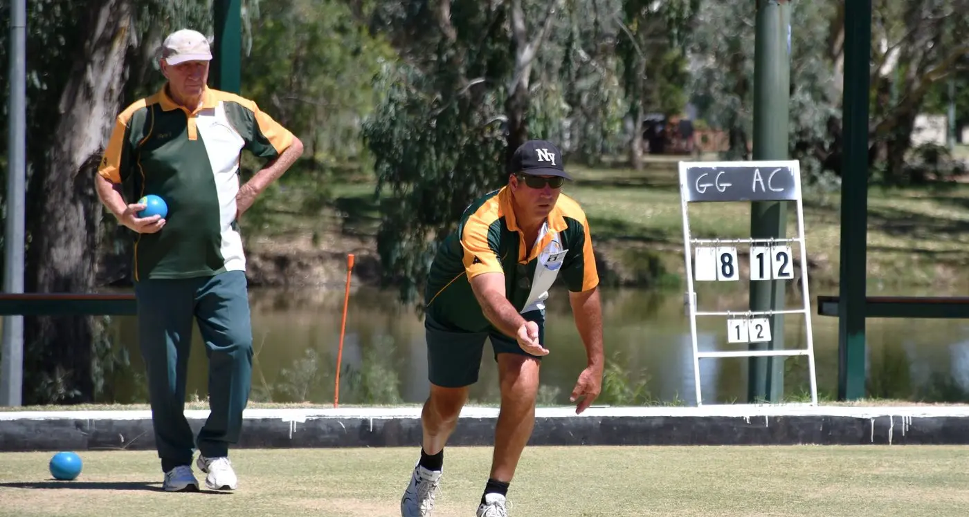 Bowls duos duel it out