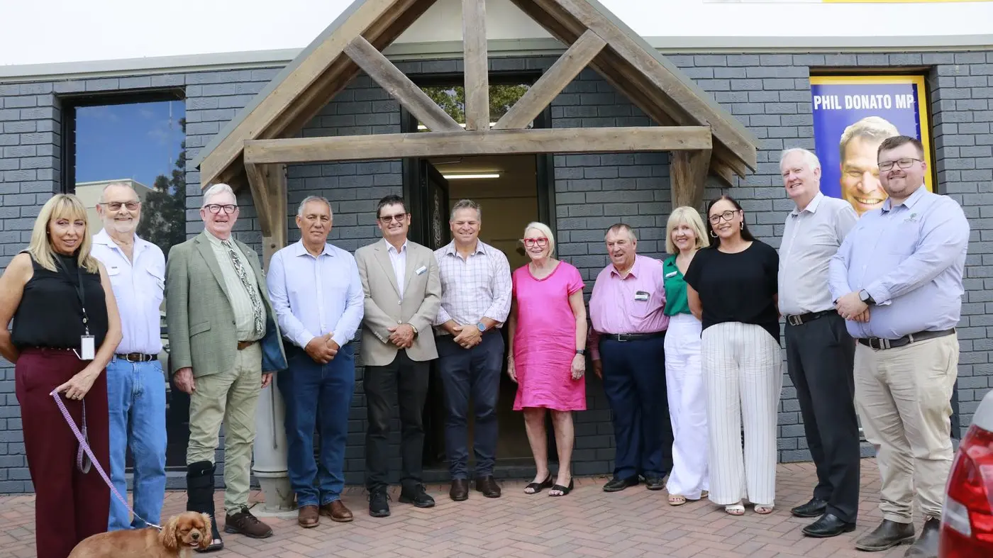 State MP opens Forbes office