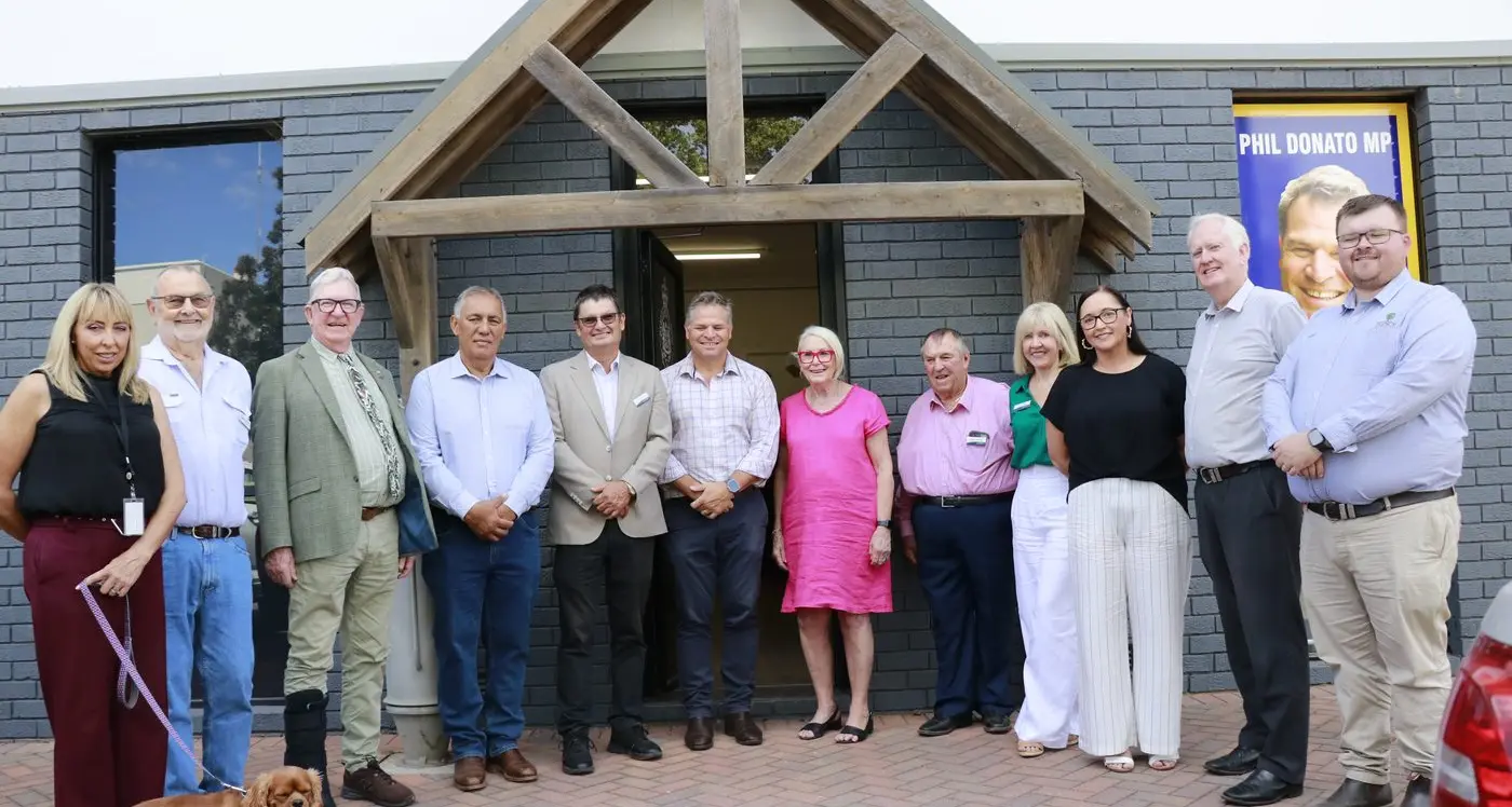 State MP opens Forbes office