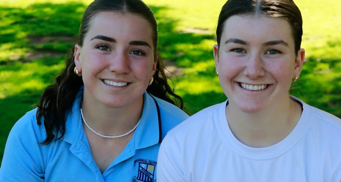 MacGregor sisters sign with Bulldogs