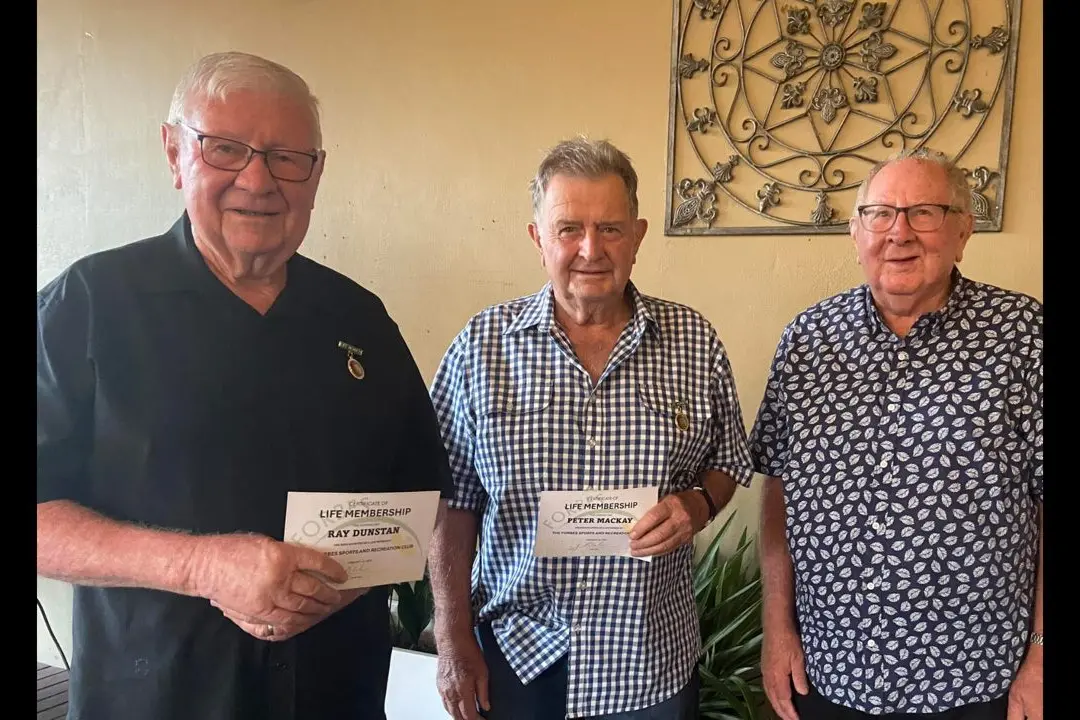 Bowls life members Ray Dunstan and Peter Mackay were presented by Ron Thurlow. PHOTO: Supplied