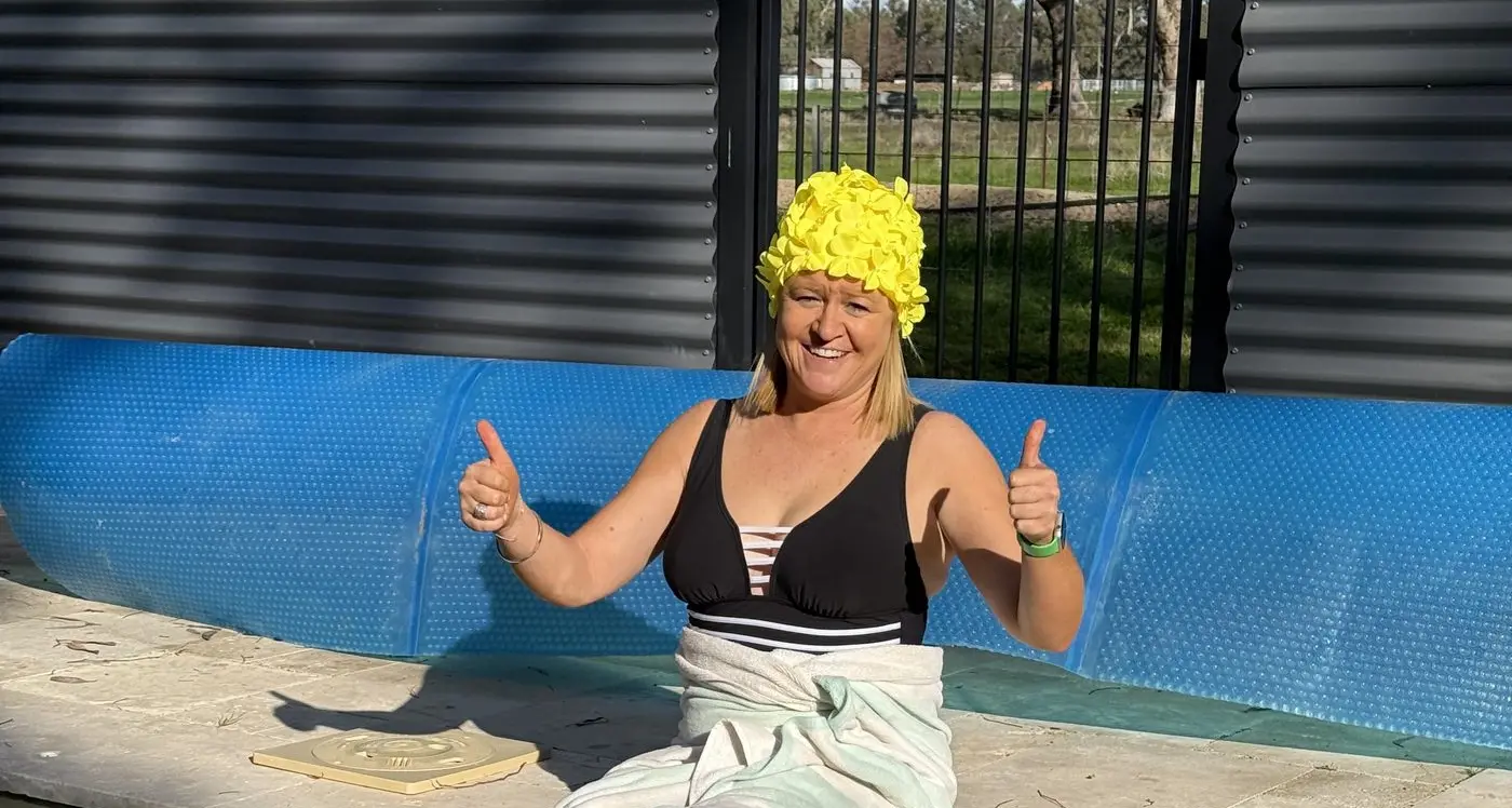 Amy braves cold for cause