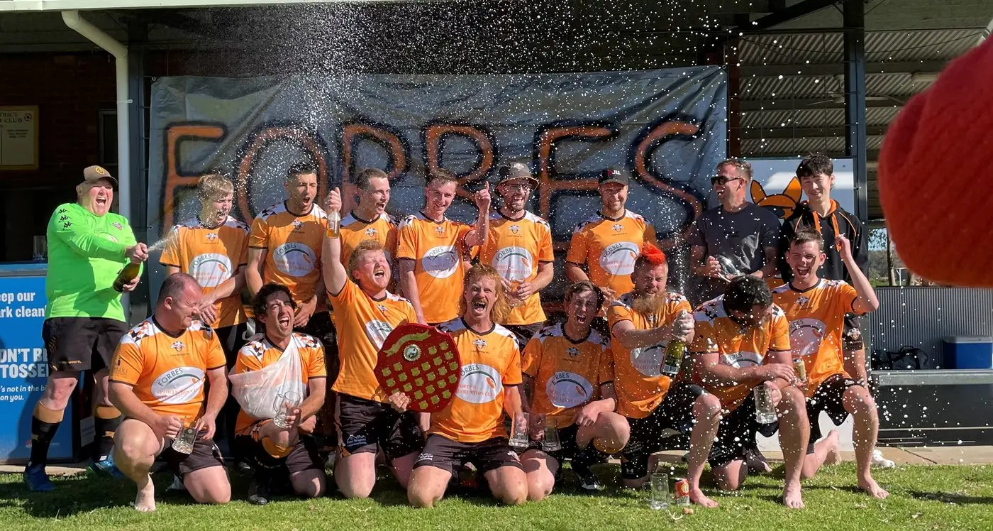 Foxes win grand final