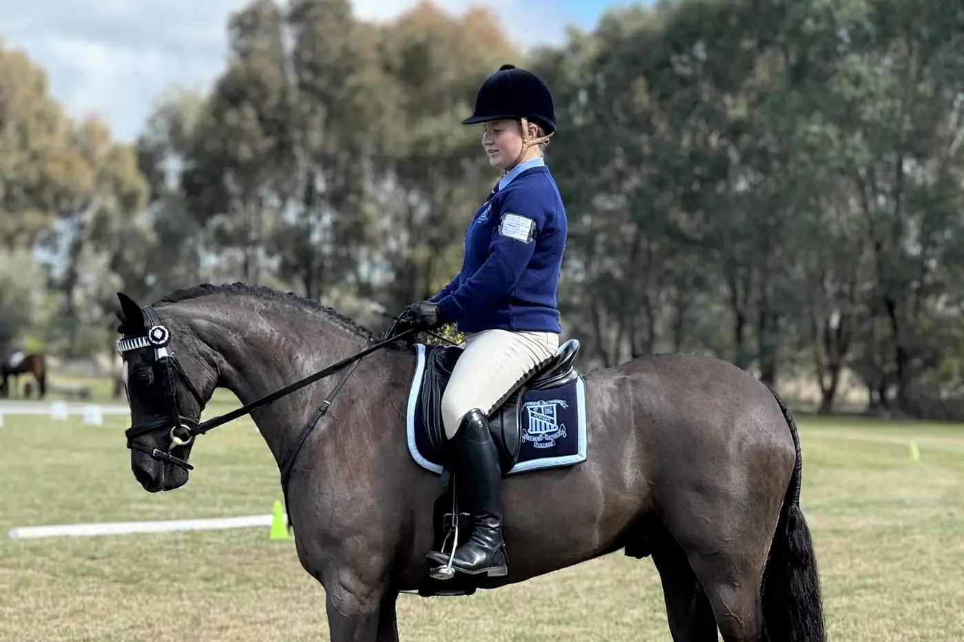 Brooke Kelly represented Red Bend Catholic College at the 2024 Orange Anglican Grammar Schools Equestrian Interschools Event.
