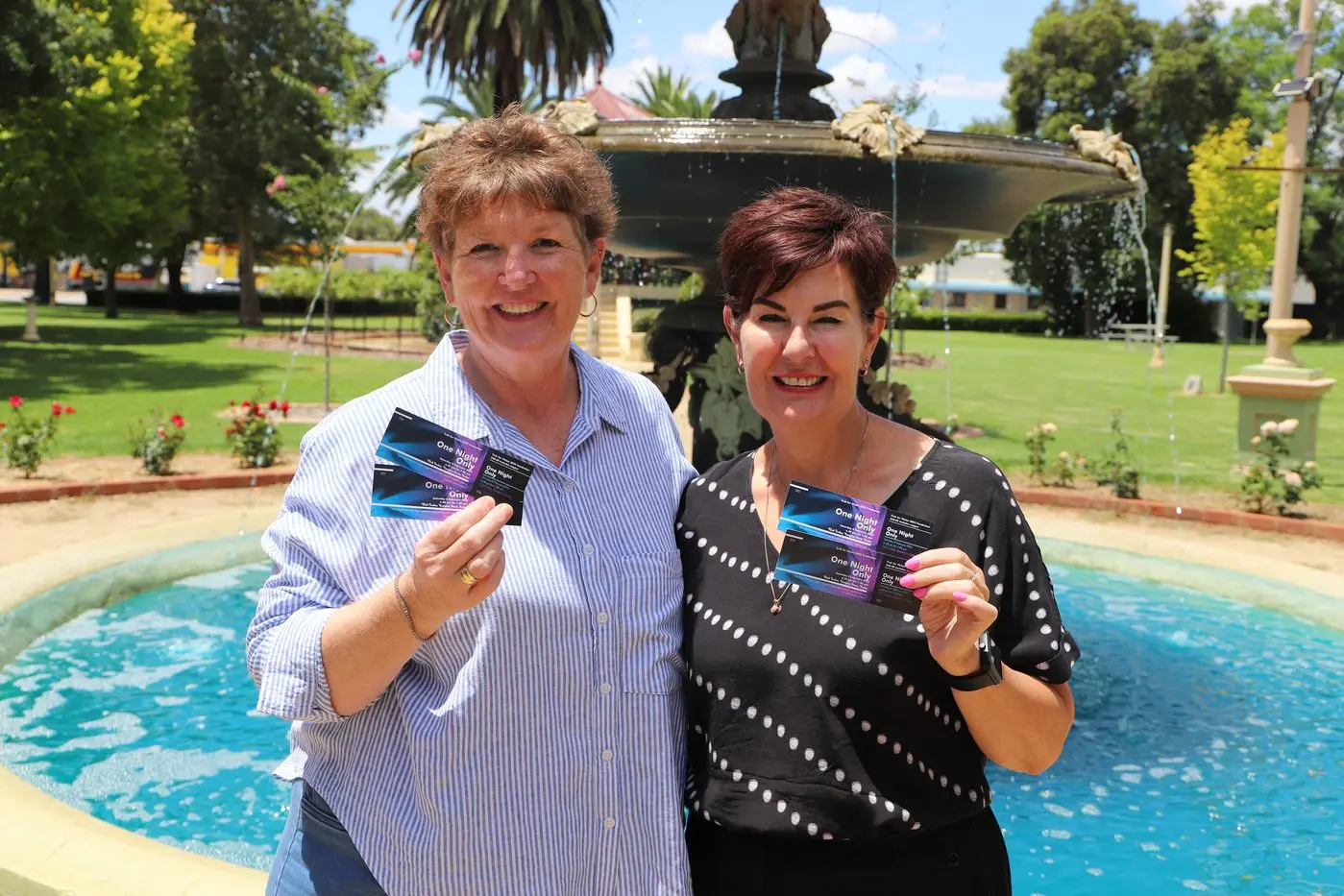 Michele Quigley and Leigh Bartholomaeus are preparing for the Abel Tasman Trek for Vision 2025 and you can support them by purchasing tickets to the variety night of entertainment. PHOTO: Forbes Shire Council