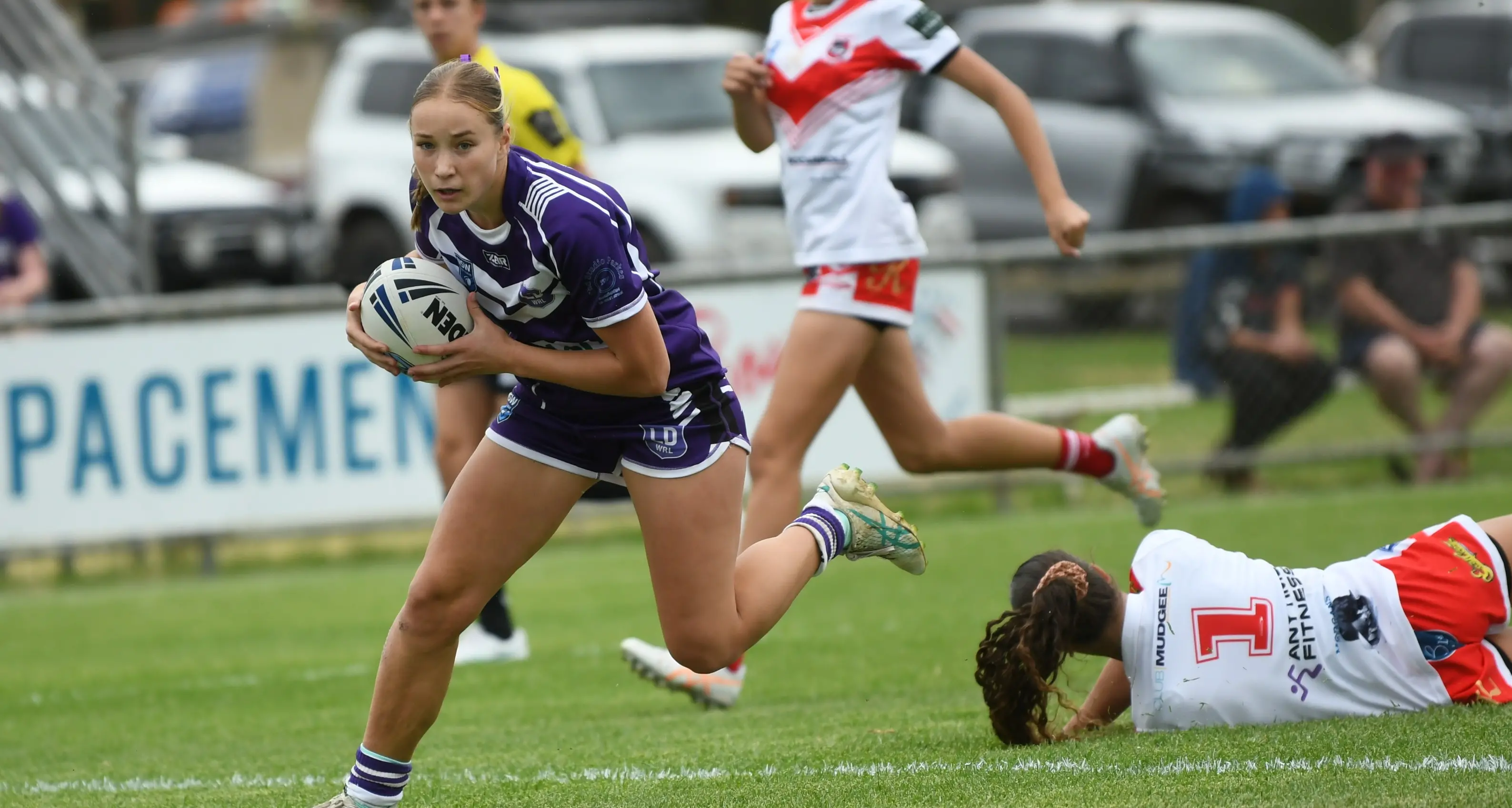 Lachlan storms into finals