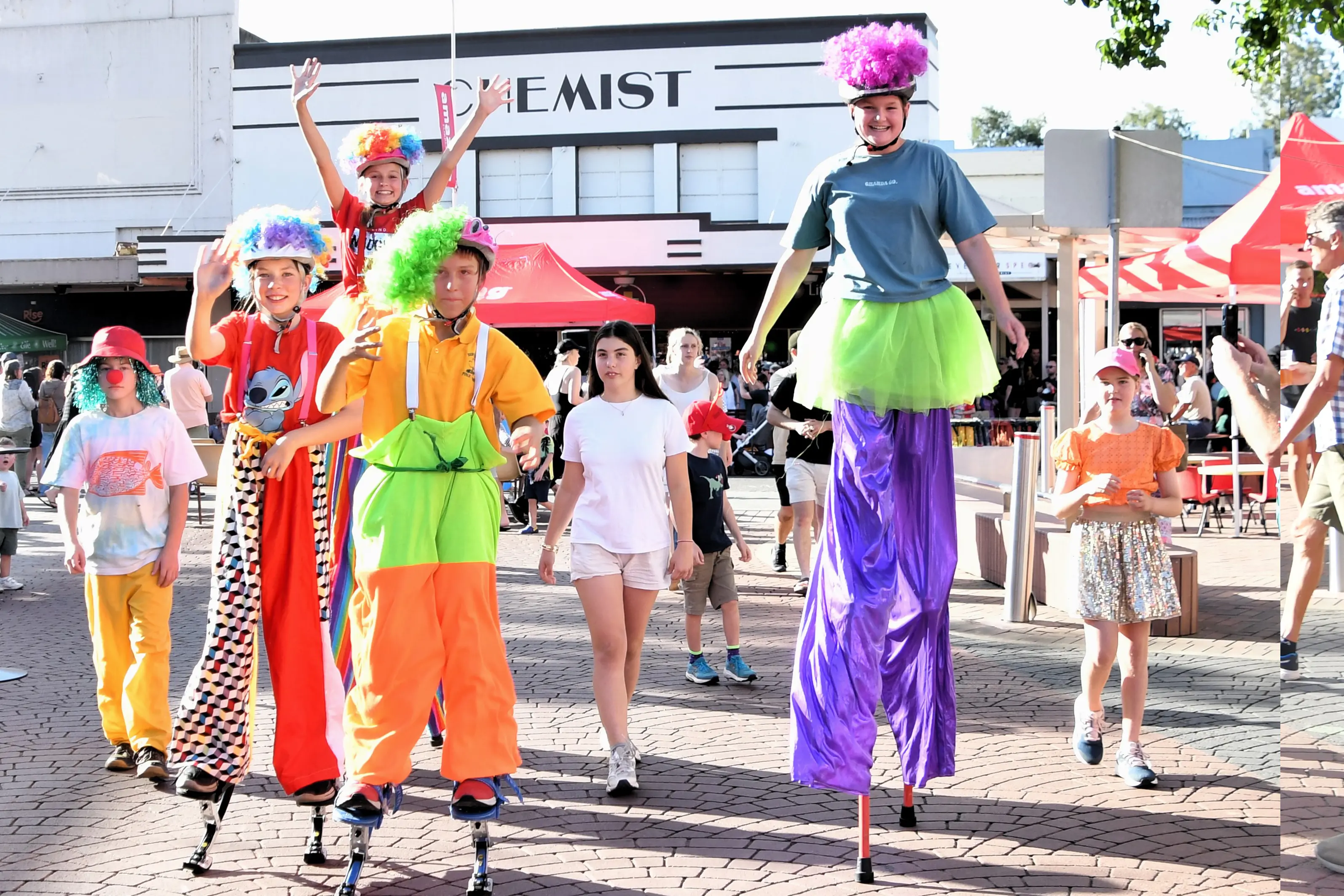 <p>Local entertainment and lots of fun at the 2024 Christmas carnival. </p>\\n