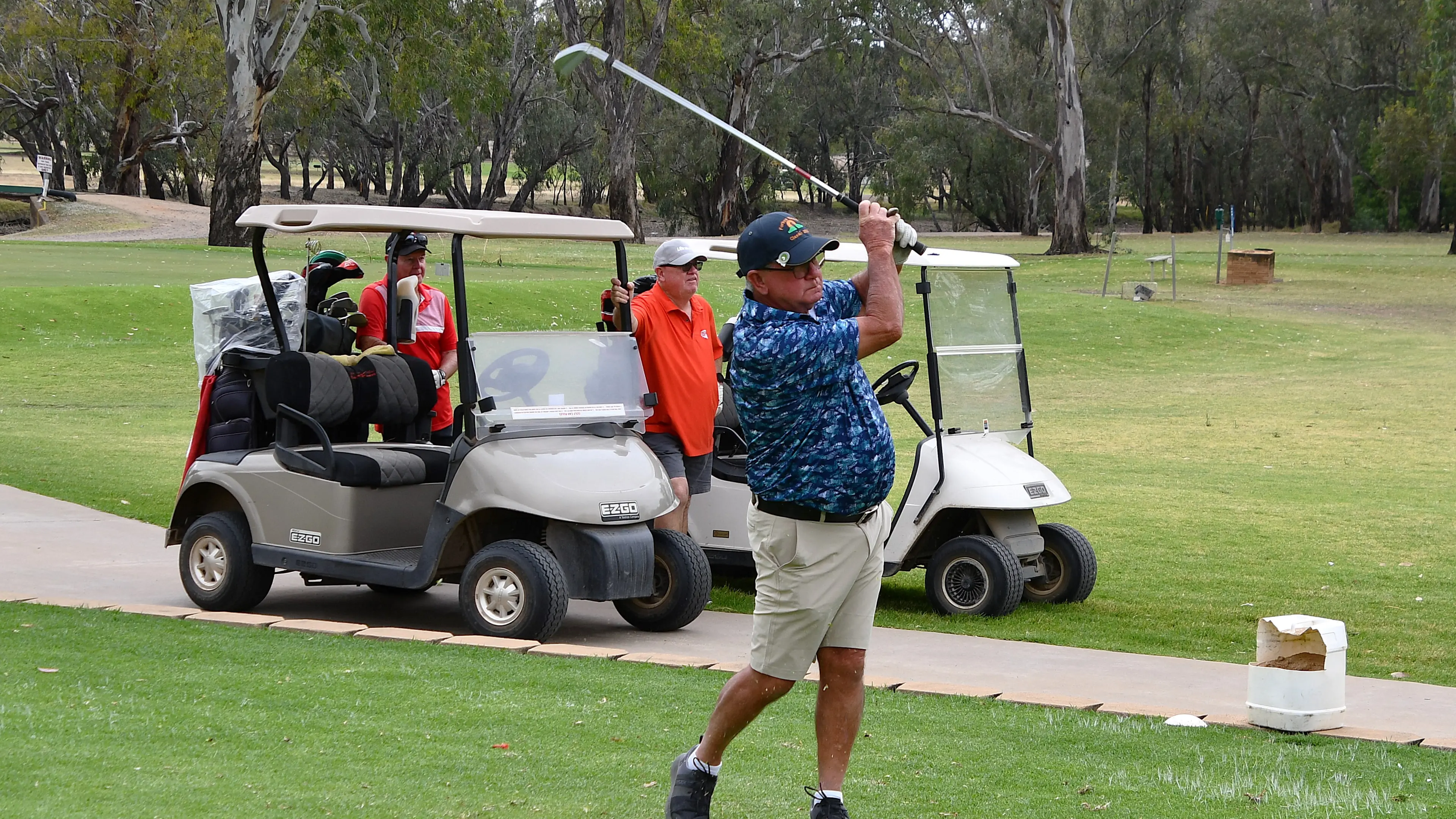 Golf winners hold off challenges