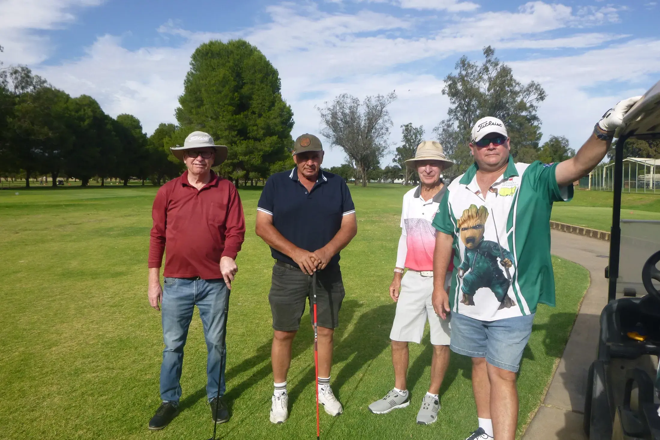 Medal winners defy strong winds