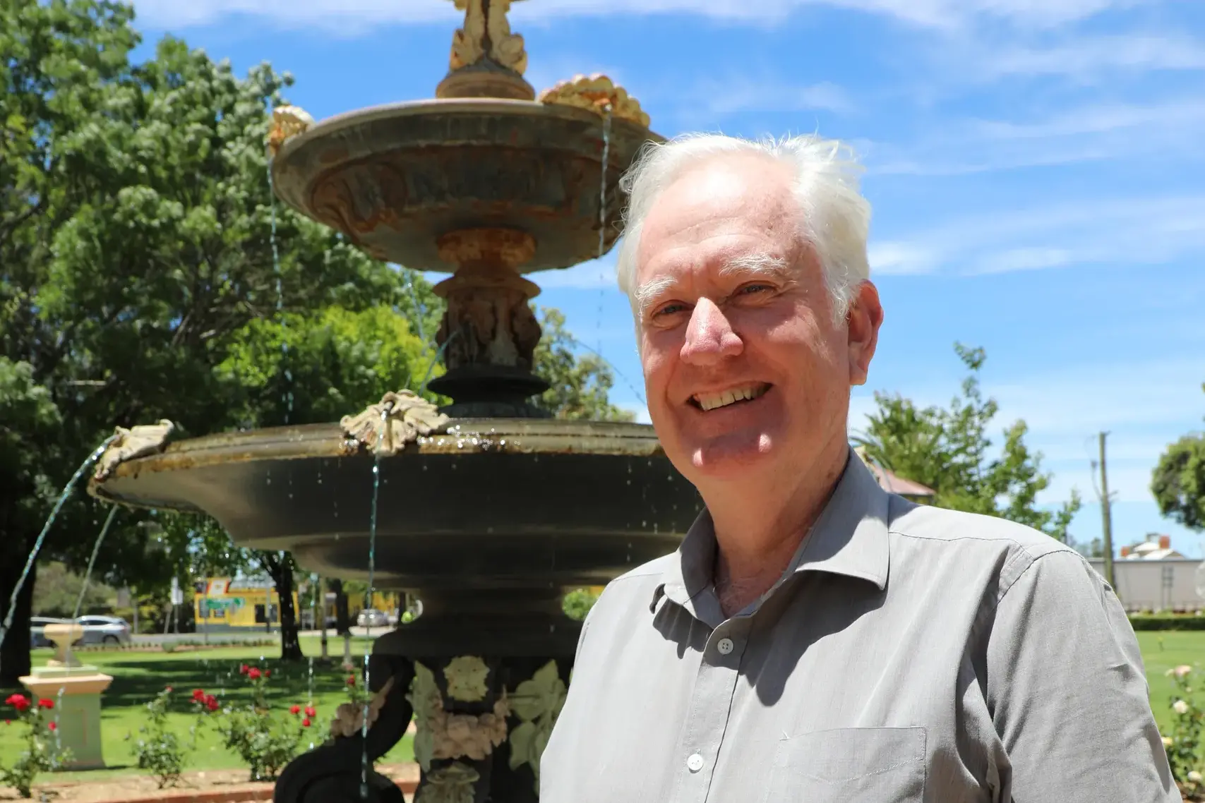 <p>It\\'s thank you and farewell from Richard Jane. </p>\\n