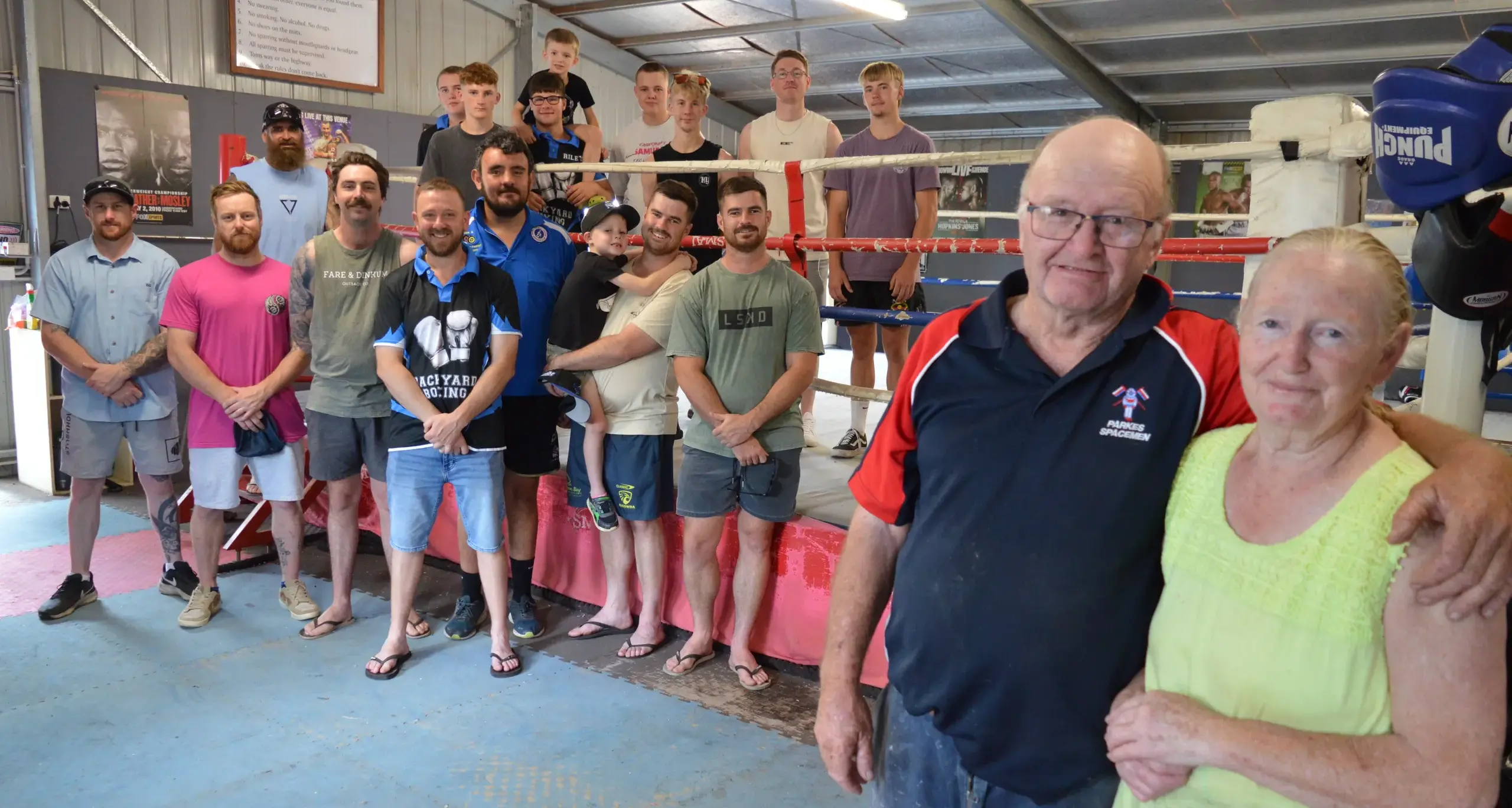 'Grandfather of boxing' retires