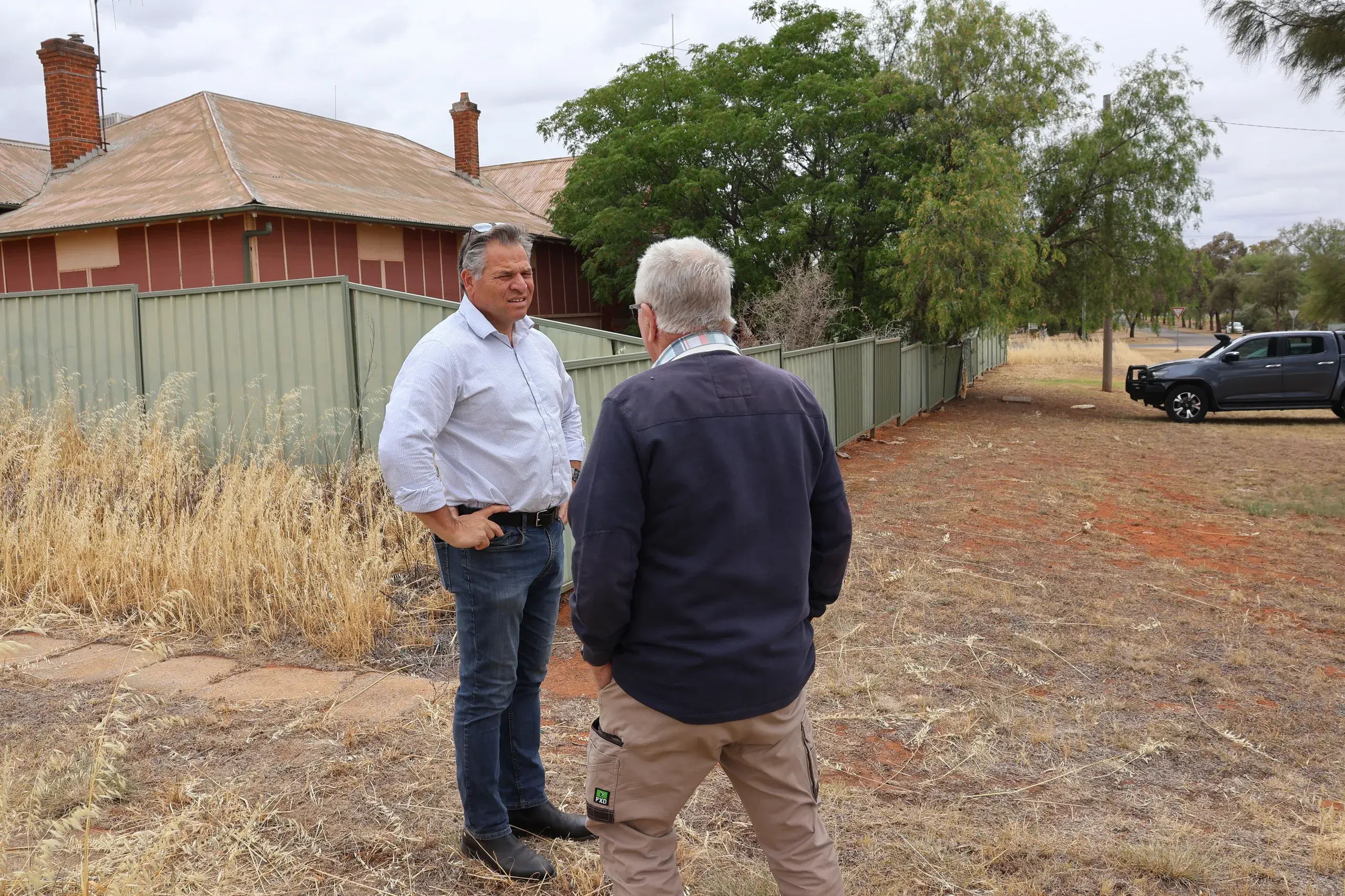 <p>Member for Orange Phil Donato met with Bogan Gate residents to discuss a number of urgent concerns in the township.</p>\\n