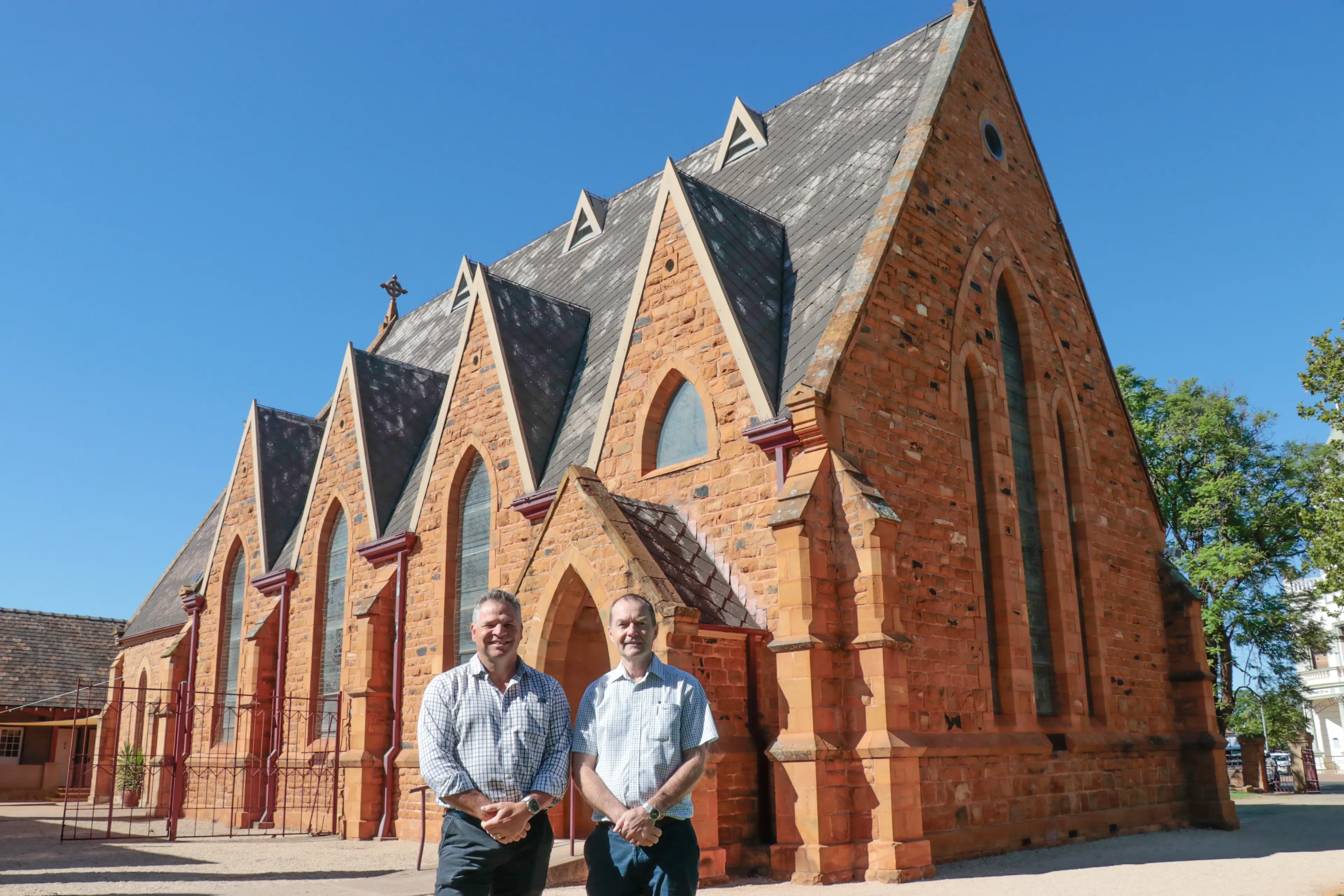 <p>MP Phil Donato with St John\\'s Anglican church minister Roger Phelps. </p>\\n