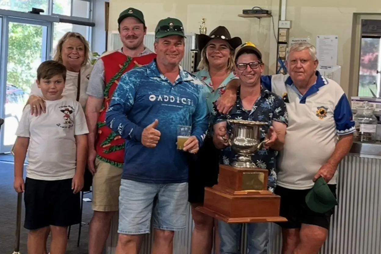 <p>The Schatz family congratulating the winners: Albie Pallister, Cathie Schatz, Ryan Schatz, Rod Butler, Kasey Schatz, Bradley Sharkey and Dale Maynard.</p>\\n