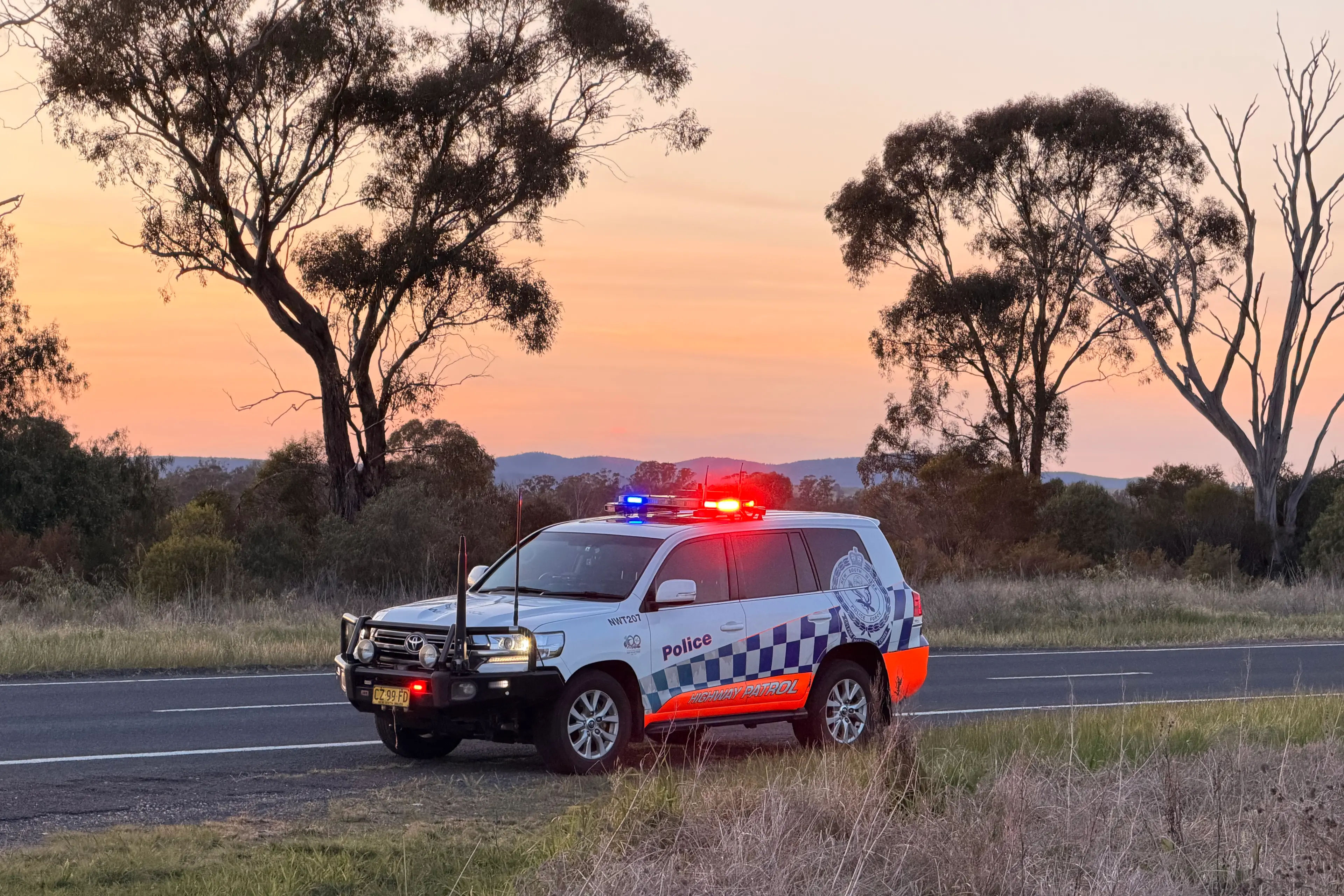 <p>During five days over Easter, double demerit points will apply for all speeding, seatbelt, motorcycle helmet and mobile phone offences.</p>\\n