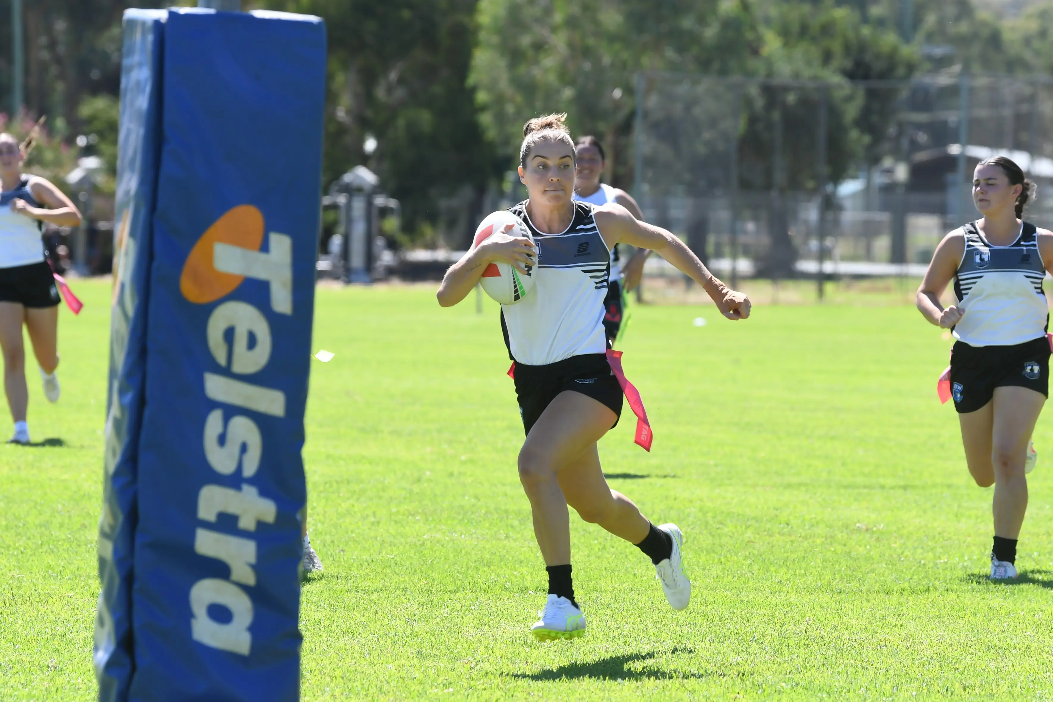 <p>Forbes Magpies\\' Katie Caldwell on her way to the try-line against Cowra. </p>\\n