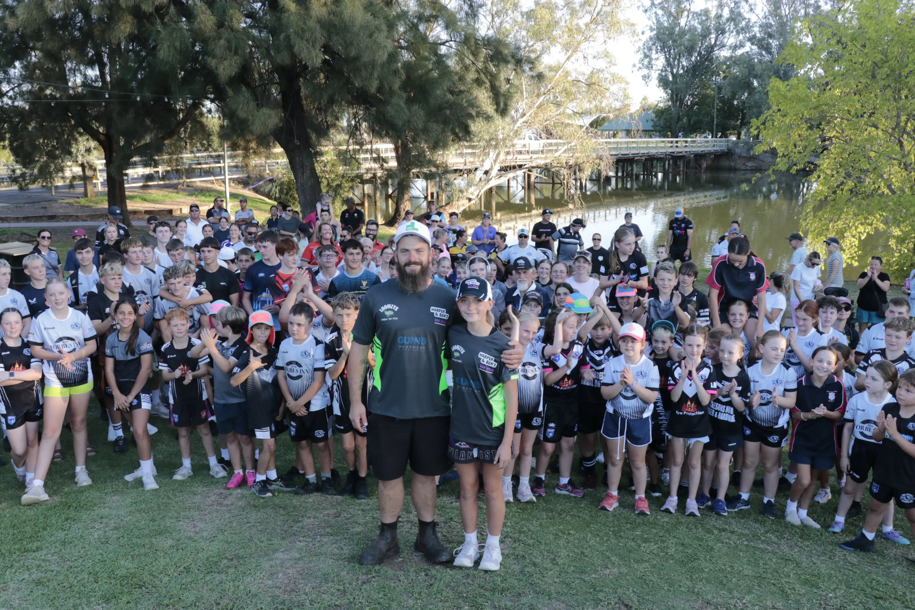 <p>Ben and Harper O\\'Malley were joined by Forbes Magpies mates on Tuesday, 31 March as they walked their 800th kilometre for the month. </p>\\n