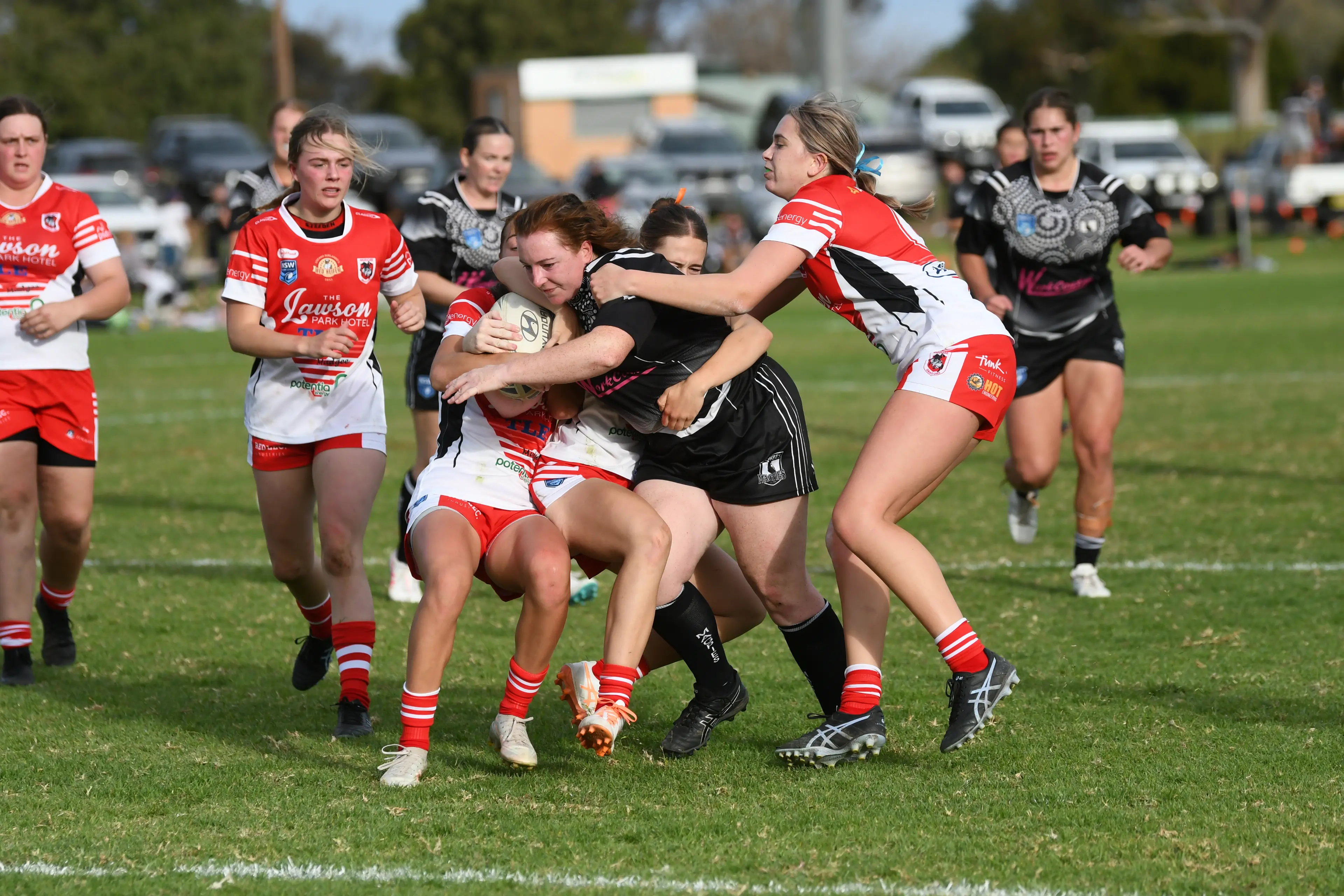 <p>Maggie Townsend on the attack for Forbes Magpies in their first contest against Mudgee. </p>\\n