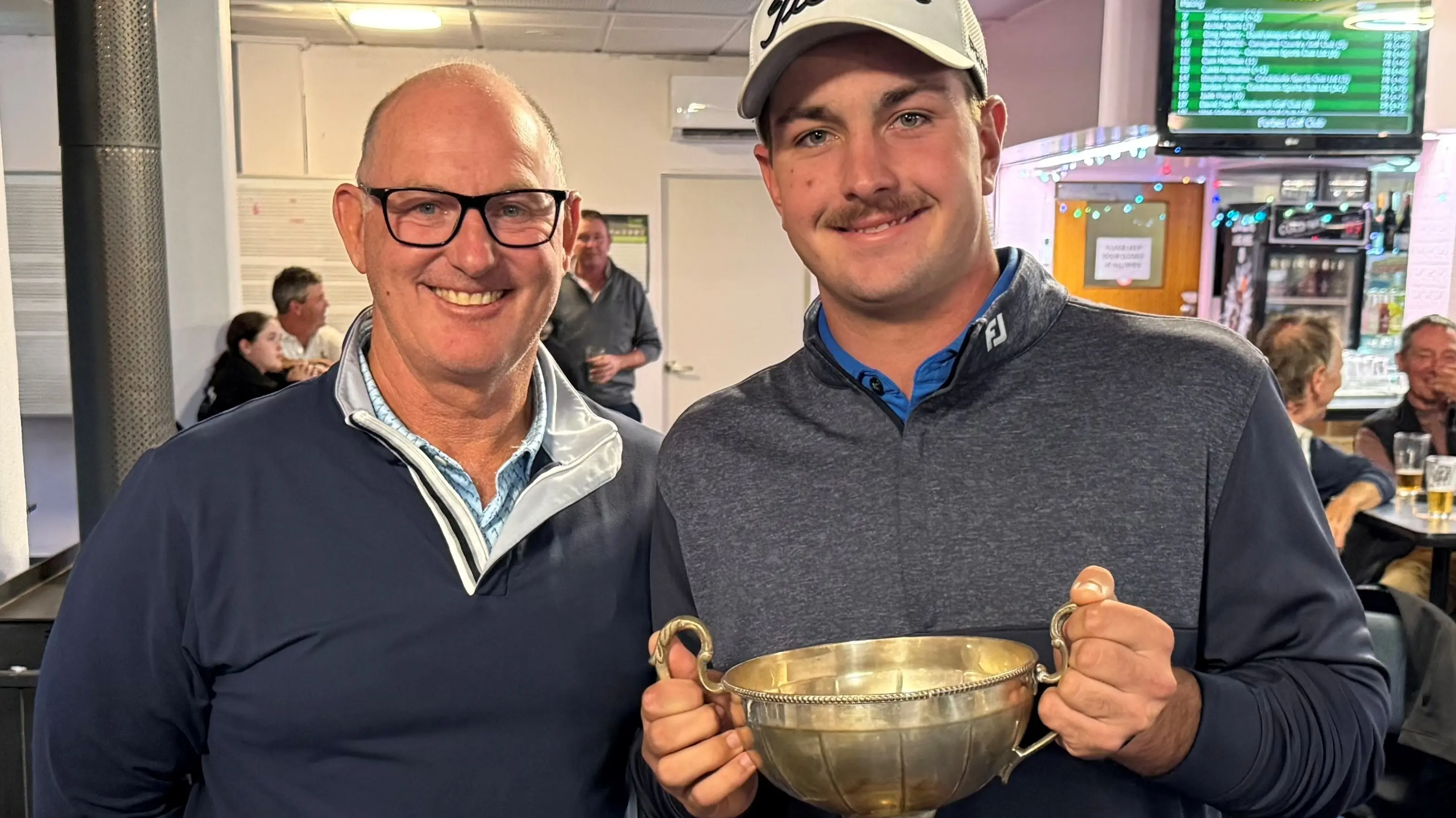 Giddings wins Forbes Golf Open