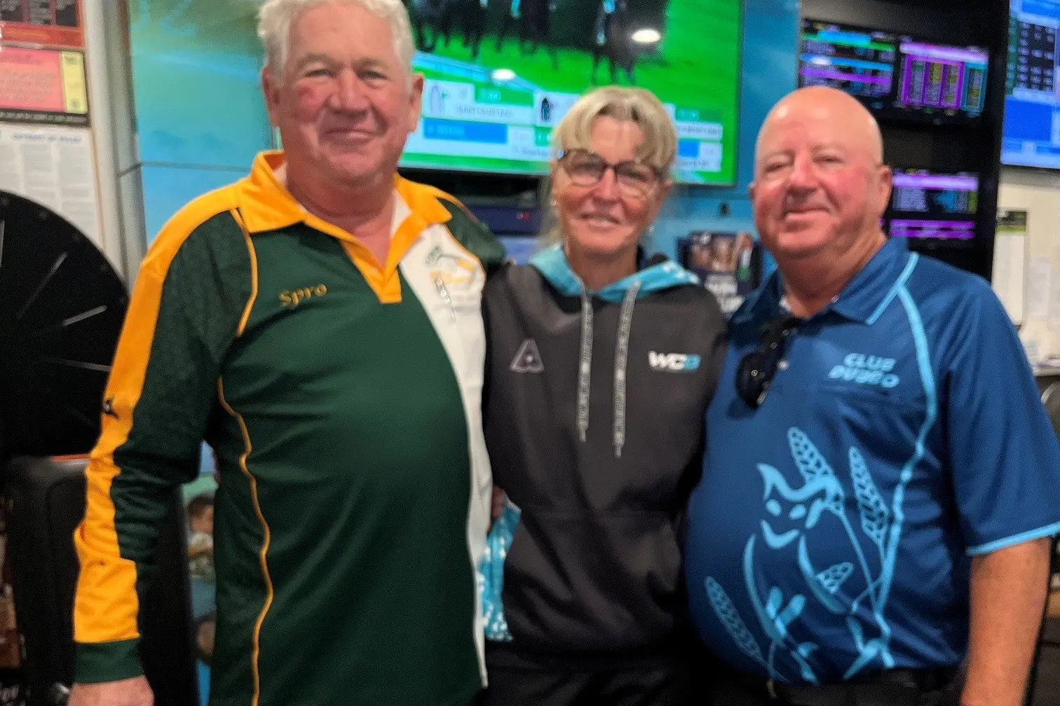 <p>Brian Asimus congratulates July Mixed Pairs winners Tracey and John Silk from Club Dubbo.</p>\\n