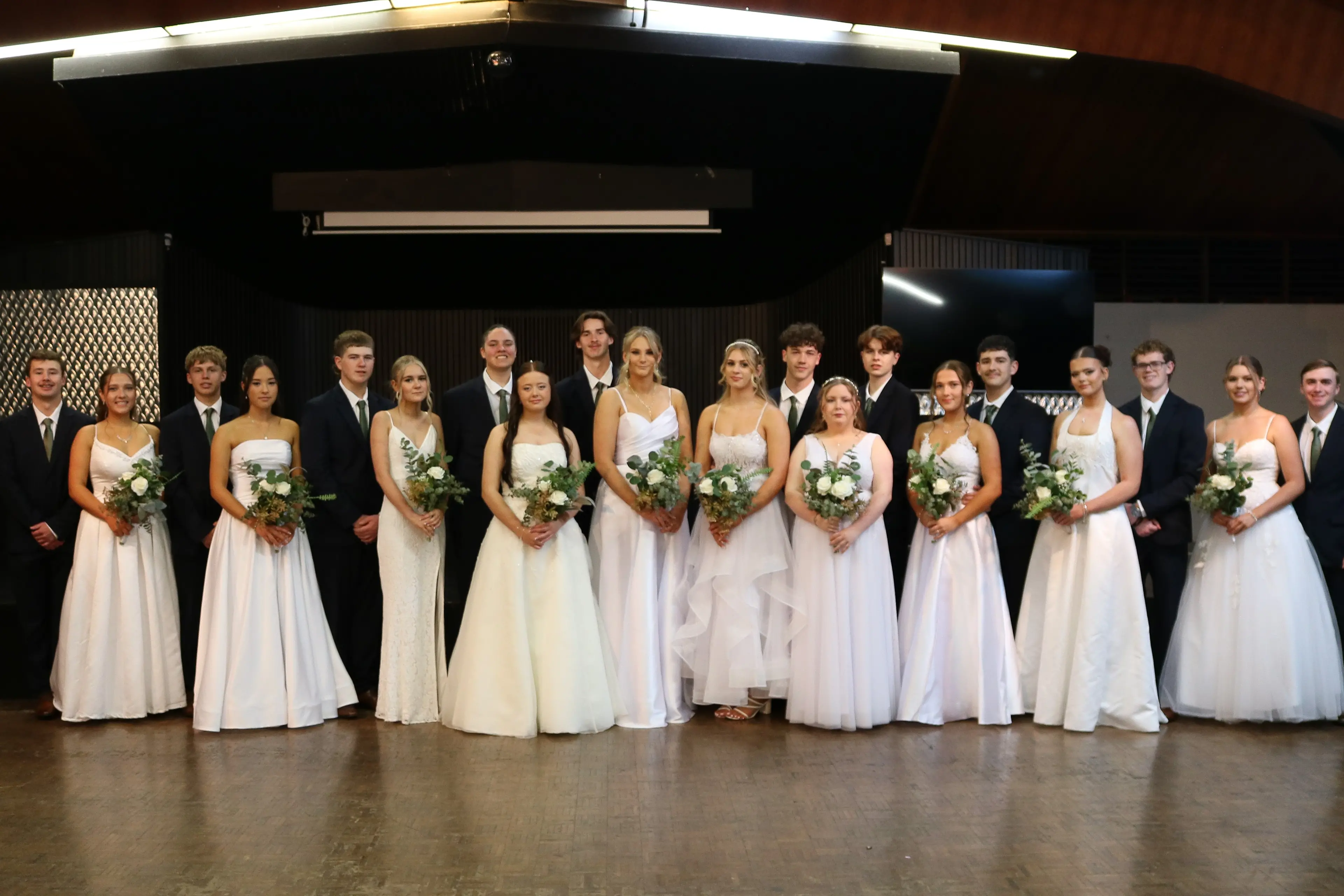 <p>Debutantes and their partners Lindsay Moore, Lacey Osborne, Byron Tanswell, Renna Dechen, Zac Bush, Sadie Hughes, Mac Baynham, Taylor Collits, Aidan Shanahan, Rebecca Moxey, Isobella Smith, Liam Kearney-Pallister, Isabel Shaw, Drew Barter, Karla Osborne, Spencer Pearce, Sienna O\\u2019Malley, Dylan Bray, Shayde Read and Rhys Knight.</p>\\n