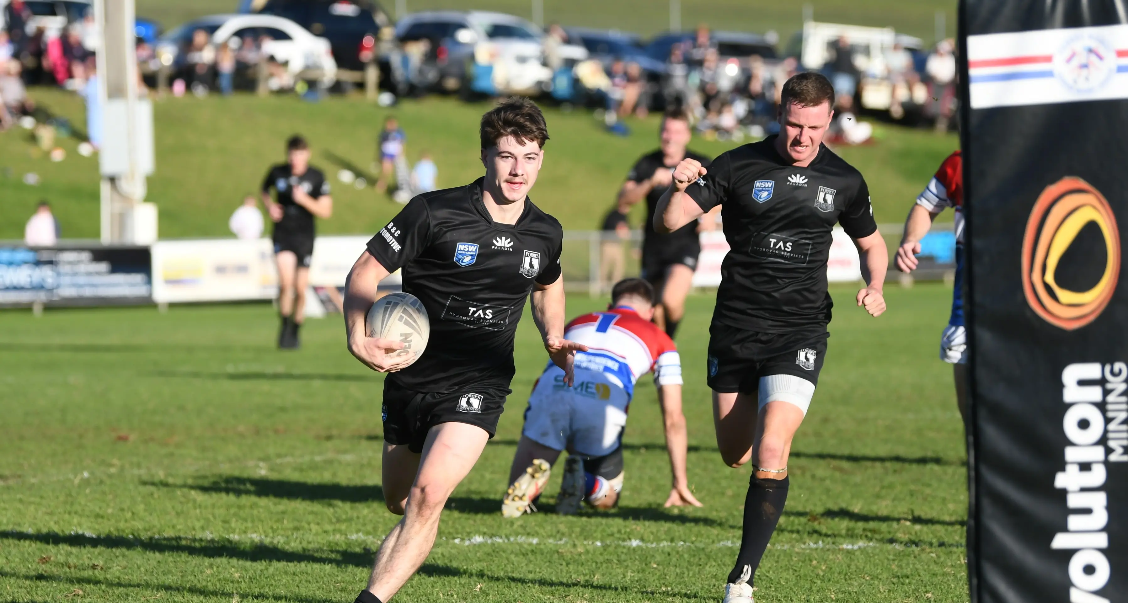Magpies swoop: Two grades win through to qualifiers