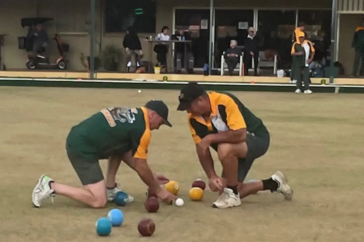 <p>Results going down to the wire with plenty of competition on our bowling greens. </p>\\n