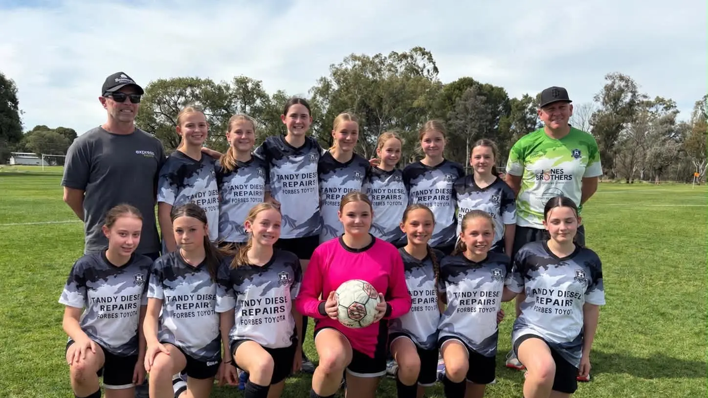 Penalty shoot-out gets girls through in Champion of Champions