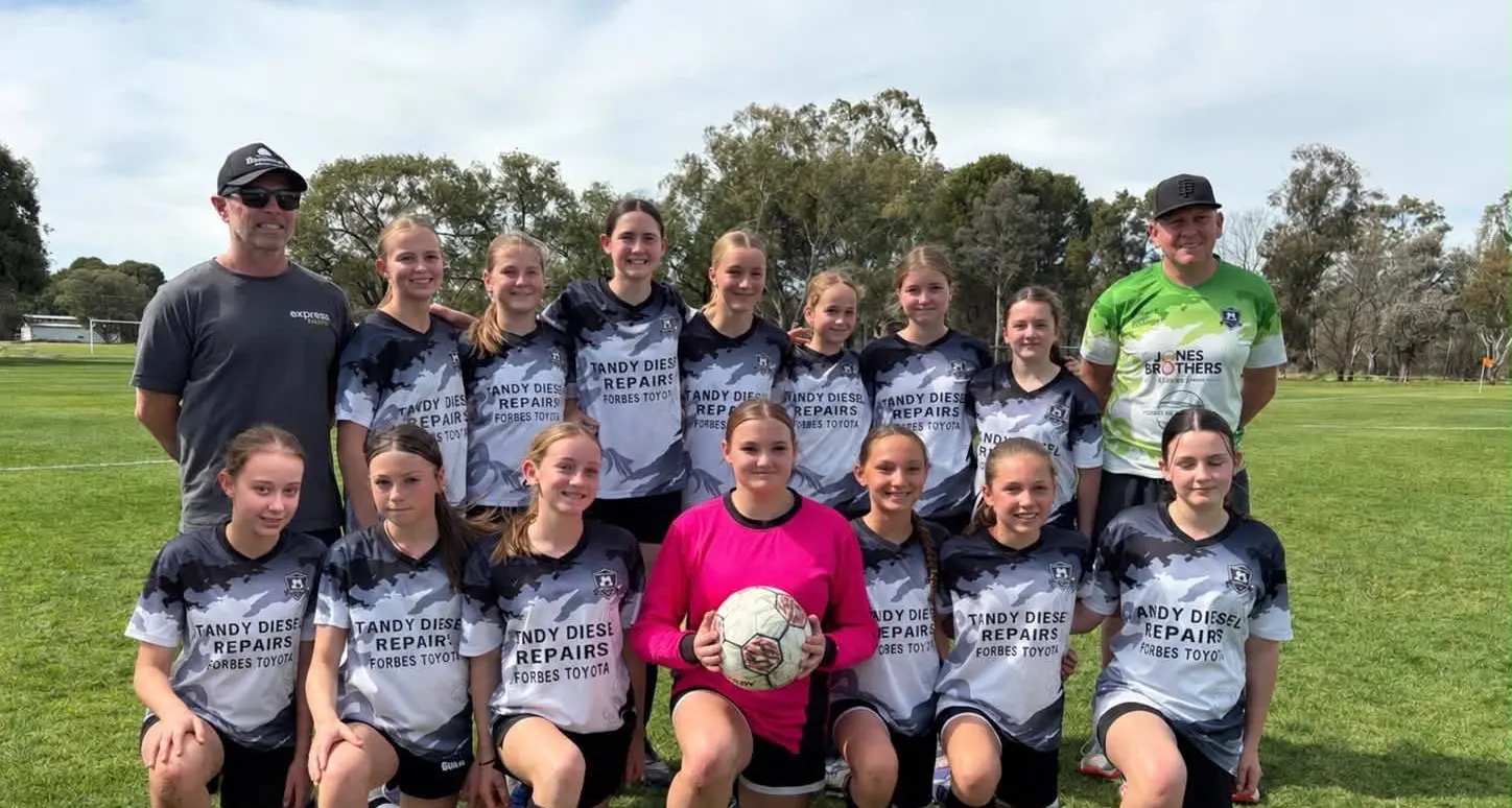 Penalty shoot-out gets girls through in Champion of Champions
