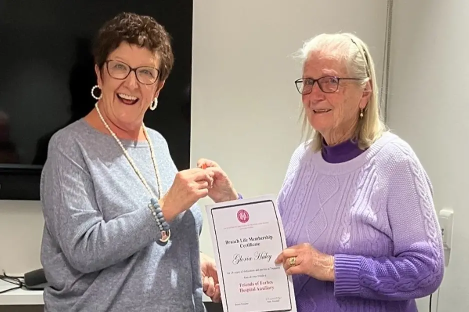 <p>Regional representative Kim Jones presented Gloria Haley with a branch life member badge for more than 20 years of service.</p>\\n