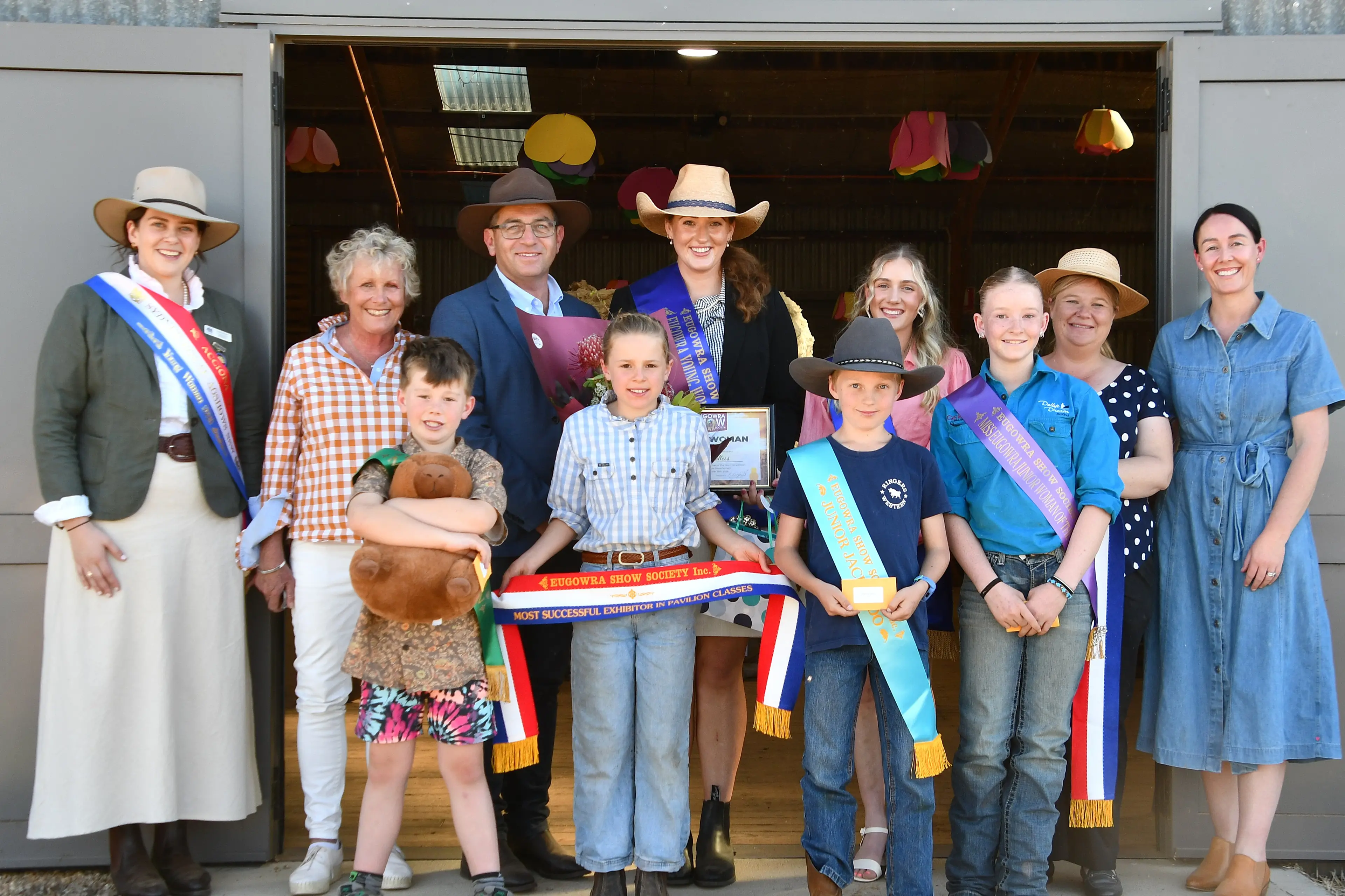 <p>Acciona Sydney Royal AgShows NSW 2026 Young Woman Louisa Gilmour, Heather Ewart, former host of Back Roads, 2026 Master Stockman Jack Stanley, Eugowra Show president Sean Haynes, Eugowra 2026, 2026 most successful junior pavilion exhibitor Elsie Noble, 2026 Eugowra Young Woman Tegan Colless, 2026 Junior Jackaroo Patrick Bloomfield, 2025 Eugowra Young Woman Eden Davy, 2026 Miss Junior Young Woman Ava Maher, 2026 most successful pavilion exhibitor Lydia Herbert and secretary Kate Langfield. Absent 2026 Miss Teenager Bethany Eagles, Tiny Tot Emily Smythe.</p>\\n