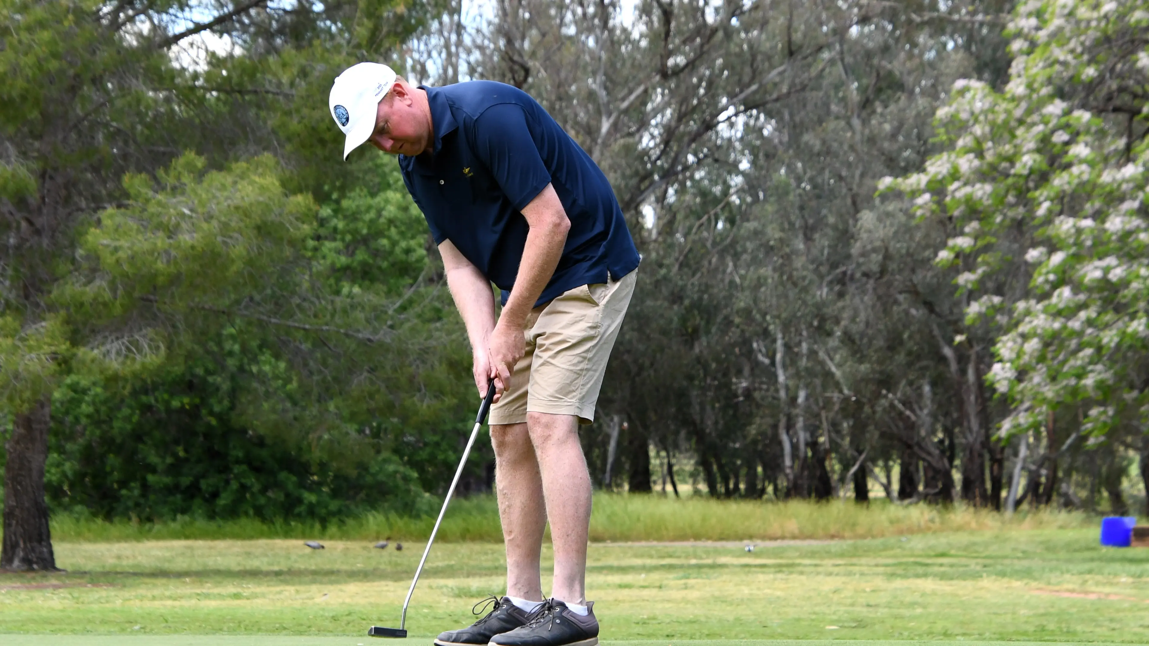 Betlands among golf championship leaders after opening weekend