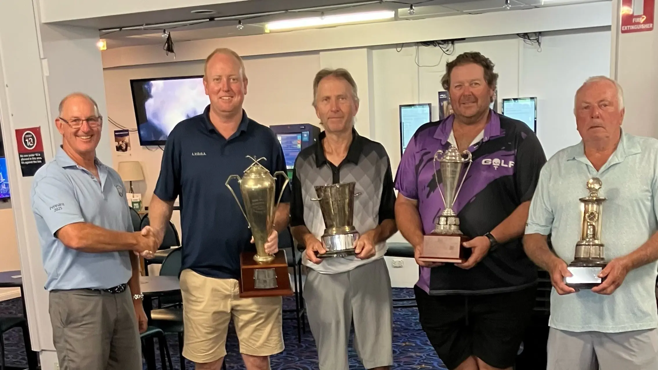 Betland blitzes golf championship with seven-under par round