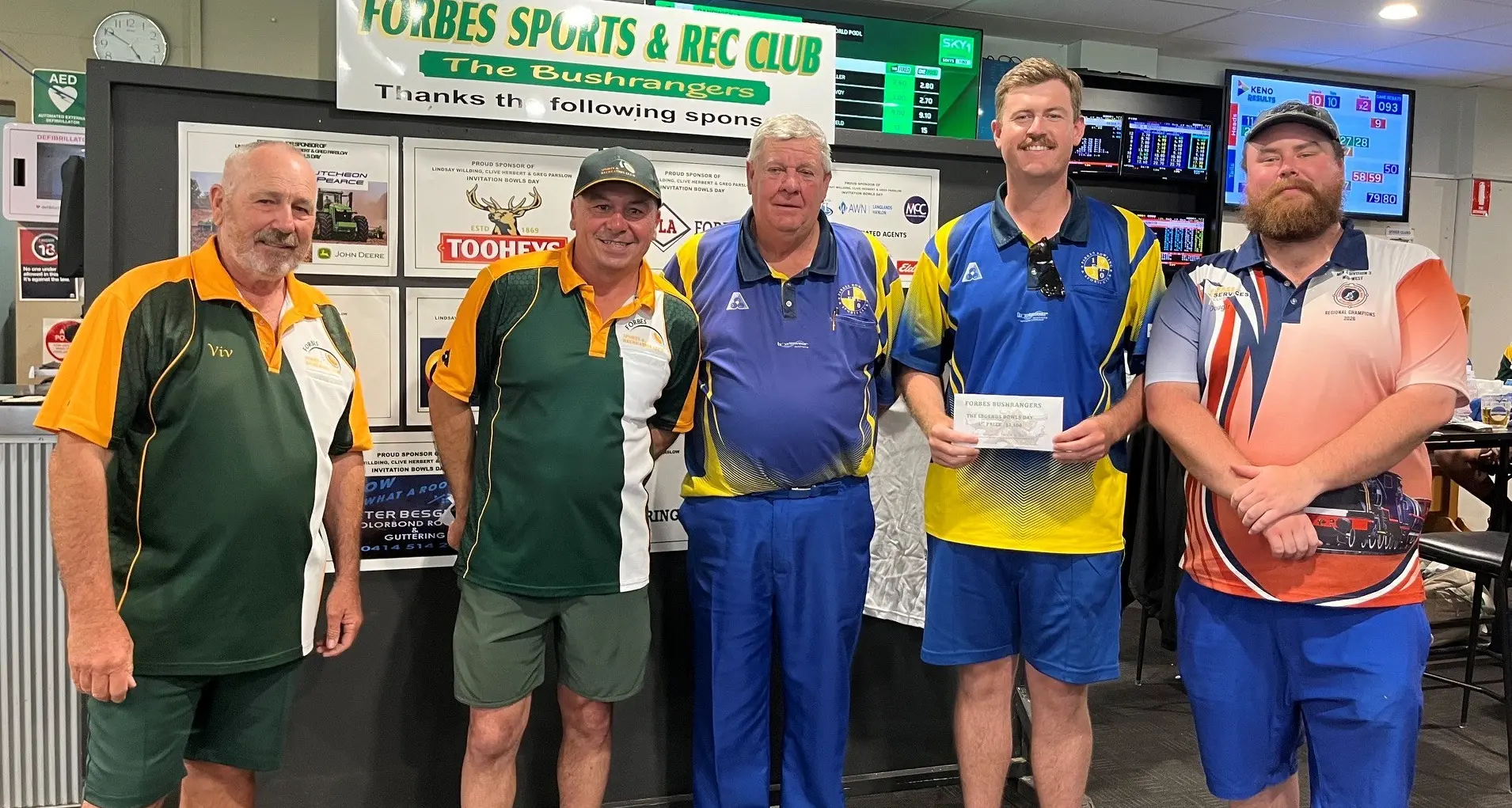 Legends tournament smashes bowls records
