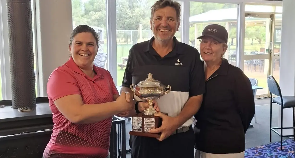 Griersons dominate Mixed Foursomes champs